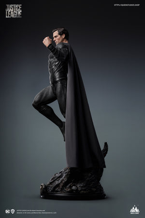 Superman (Black Suit) 1/3 Scale - Premium Edition