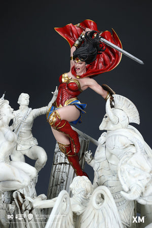 Wonder Woman Courage (Marble)