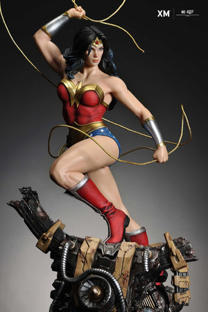 Wonder Woman - Classic 1/6 Scale